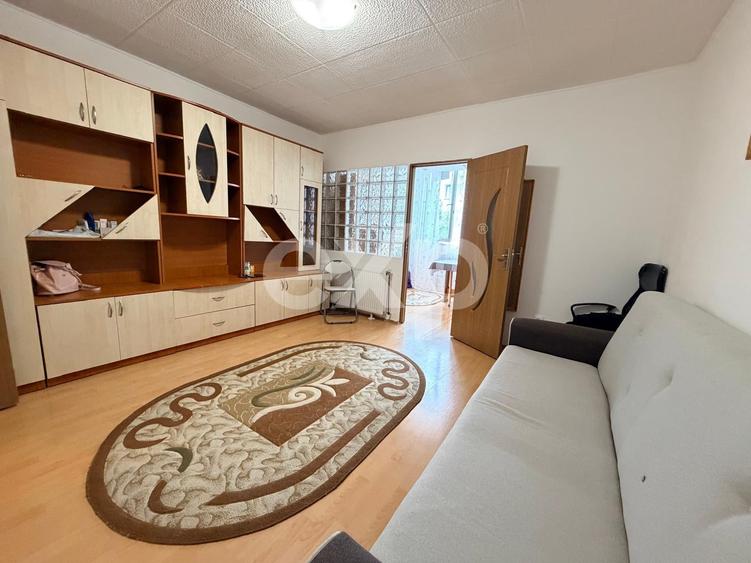 Garsonieră spațioasă de închiriat înTractorul Coresi – 330 Euro/Lună - 3