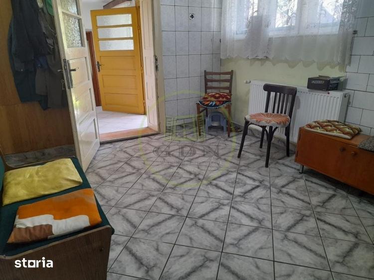 Casă cu 4 camere cu Teren 340 Mp în Central