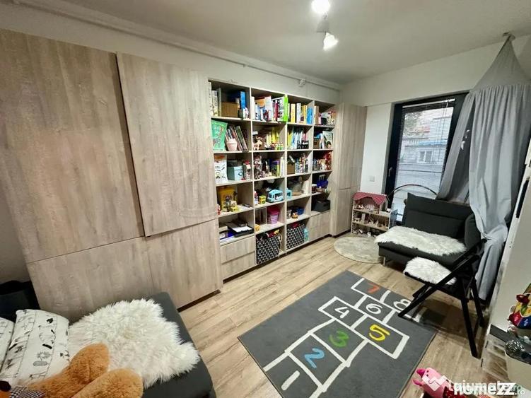 Apartament cu 2 camere semidecomandat, mobilat în Moșilor