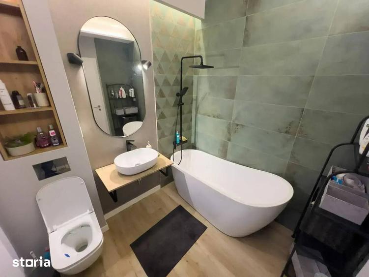 Casă cu 5 camere cu Teren 430 Mp în Mogoșoaia