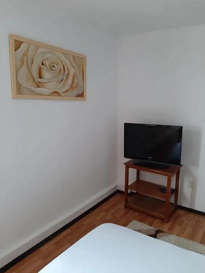 Inchiriez apartament cu 2 camere in zona Dacia - 7
