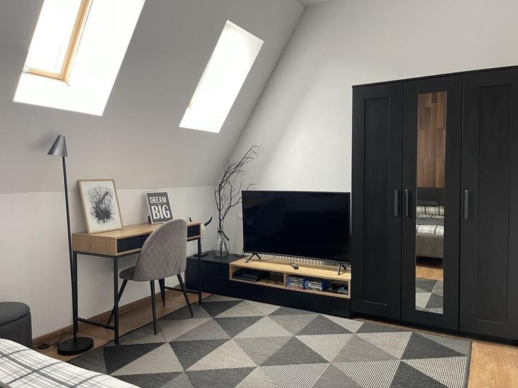 Apartament cu 2 camere semidecomandat în Florești