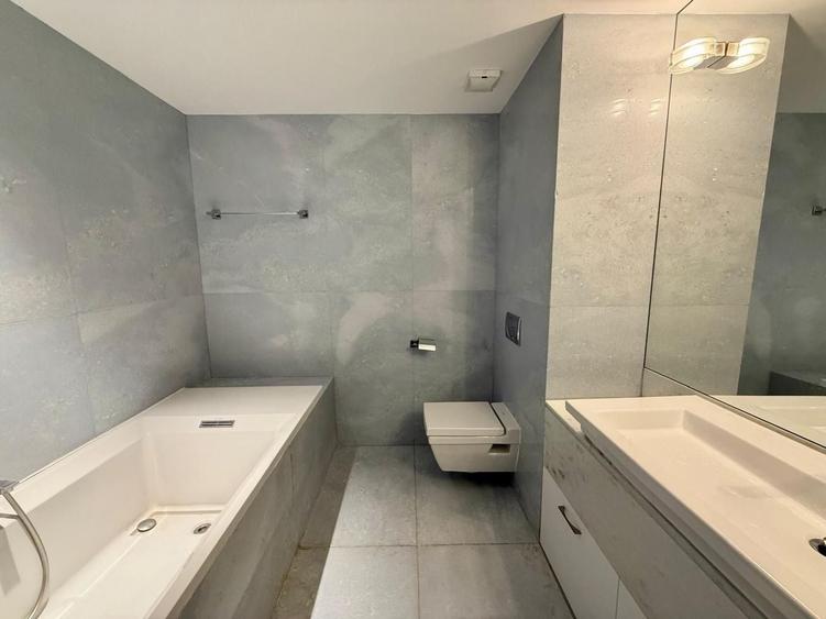 Apartament cu 3 camere semidecomandat, mobilat în Floreasca