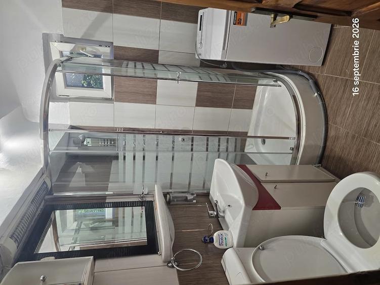 Apartament cu 2 camere semidecomandat în Buda