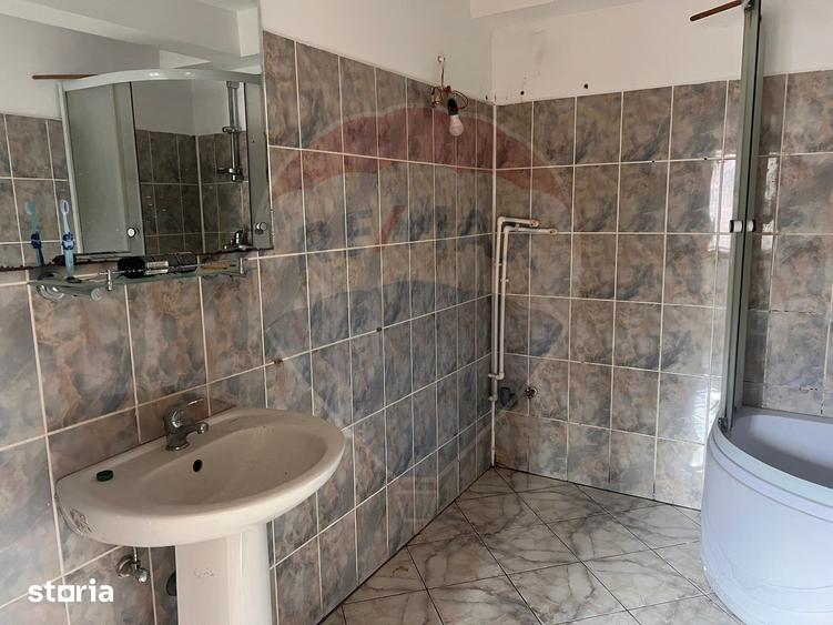 Apartament cu 4 camere în Centrul Istoric