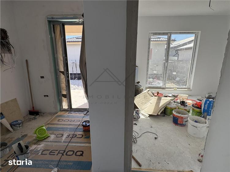 Casă cu 4 camere cu Teren 450 Mp în Domnești