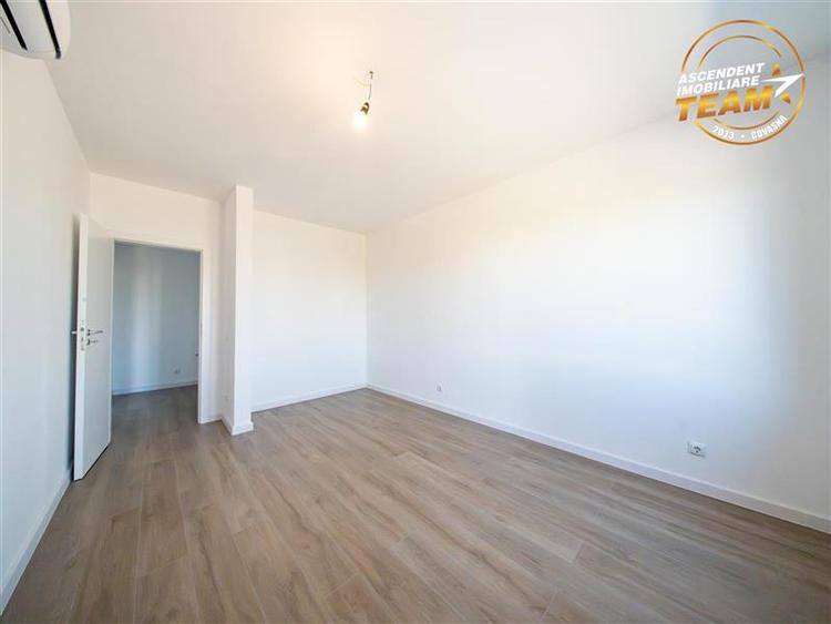 Apartament cu 2 camere semidecomandat în Lenin