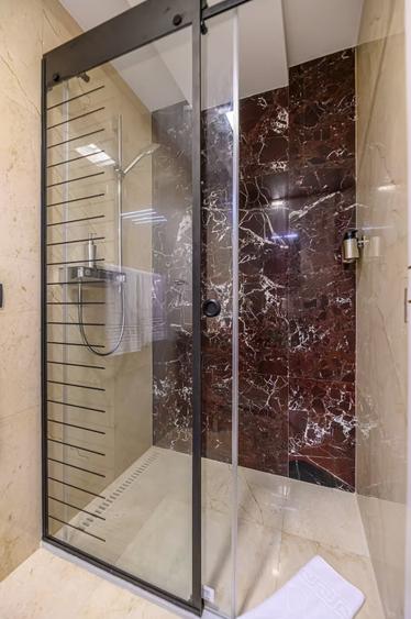 Apartament splendid cu 3 camere, 2 terase mari si vedere impresionantă - 8