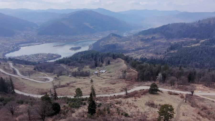 Teren intravilan de 3655 mp, în Scăricica