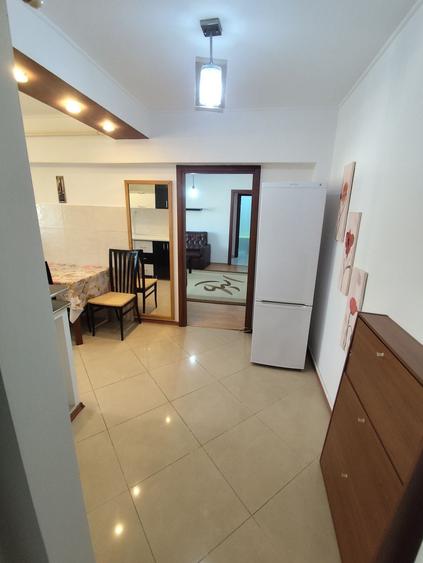 Apartament cu 3 camere decomandat în Uiasca