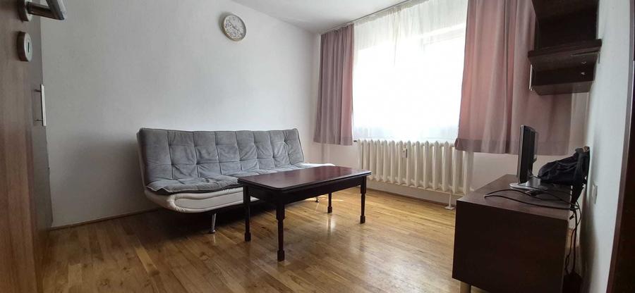 Garsonieră decomandată în Periam