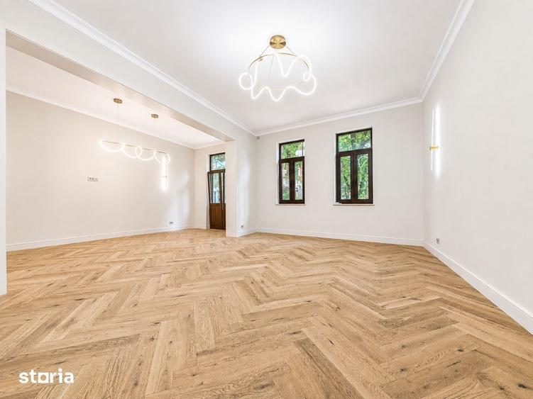 Apartament cu 4 camere în Eminescu