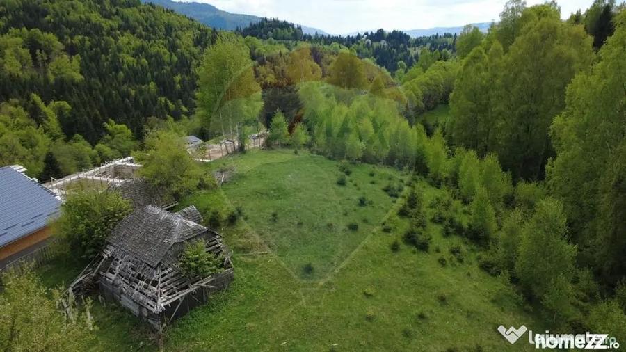 Teren în Șirnea