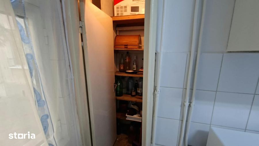 Apartament cu 3 camere în 7 Noiembrie