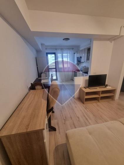 Apartament cu 2 camere semidecomandat în Copou