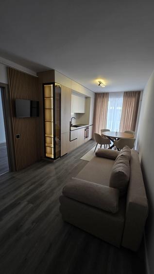 Apartament cu 2 camere decomandat în Exterior Vest