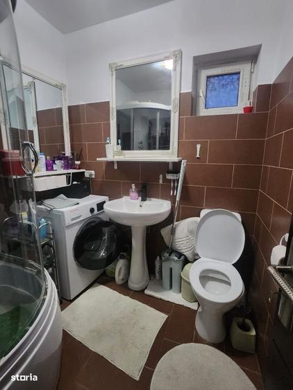 Casă cu 3 camere în Măgura