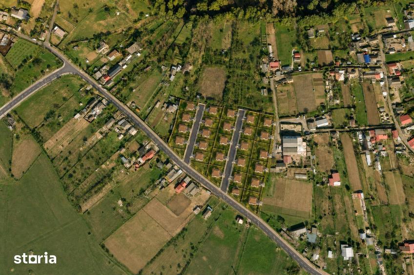 Teren de 12187 mp, în Vărăriei