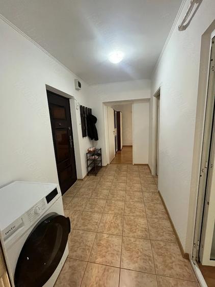 Apartament cu 2 camere decomandat, mobilat în Faleza Nord