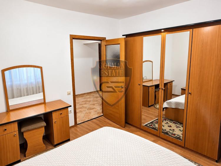 Apartament cu 3 camere decomandat, mobilat în Stadion