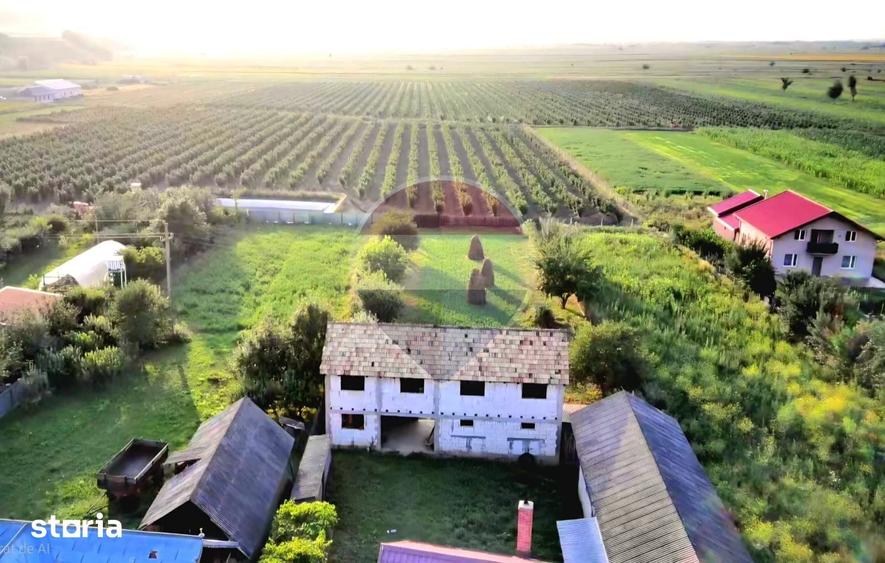 Casă cu 3 camere cu Teren 2100 Mp în Valea lui Ion