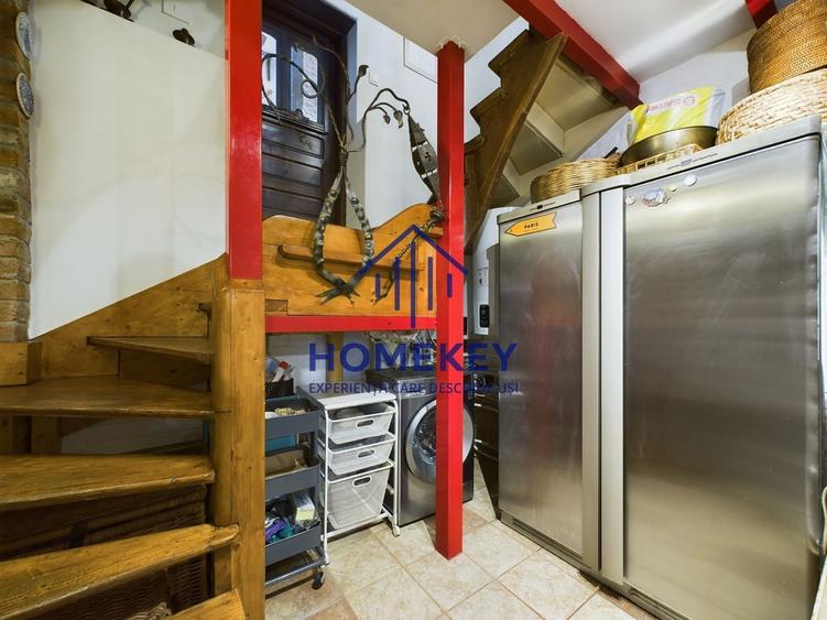 Casă individuală cu 3 camere cu Canalizare în Grădina Icoanei