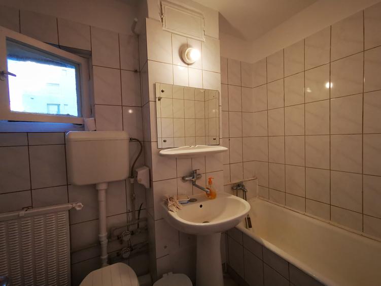 Garsonieră decomandată în Lujerului