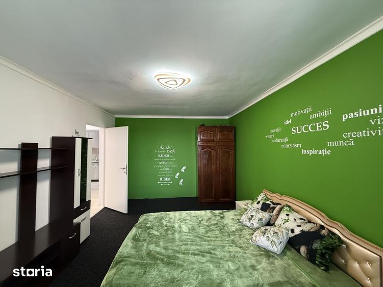Apartament cu 3 camere în Aradul Nou