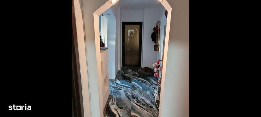 Apartament cu 2 camere decomandat în Sud
