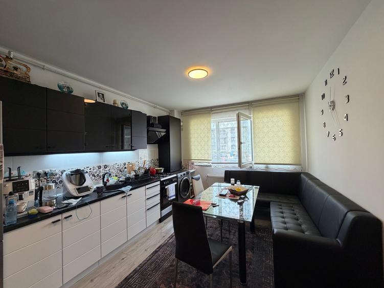 Apartament cu 3 camere decomandat în Arhitecților - Calea Cisnădiei