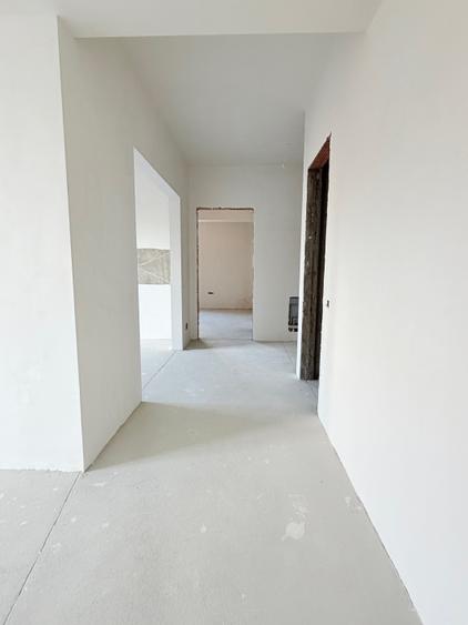 Apartament cu 2 camere decomandat în Băneasa