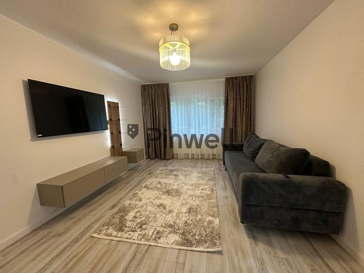 Apartament cu 2 camere decomandat, mobilat în Băneasa