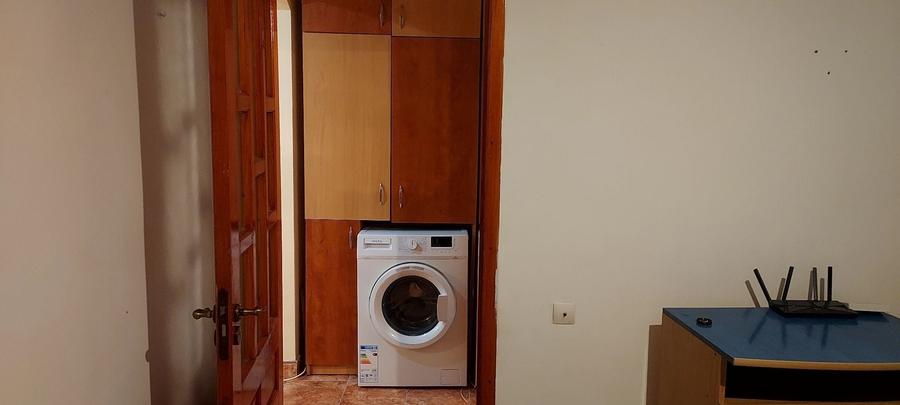 Apartament cu 2 camere decomandat în Băceni