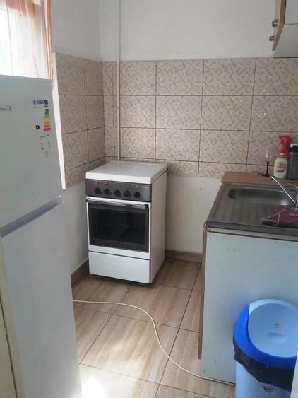 Garsonieră semidecomandată în Broșteni
