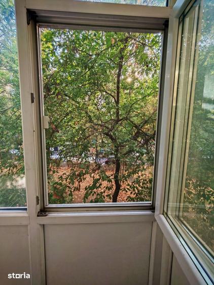 Apartament cu 2 camere decomandat, mobilat în Tei