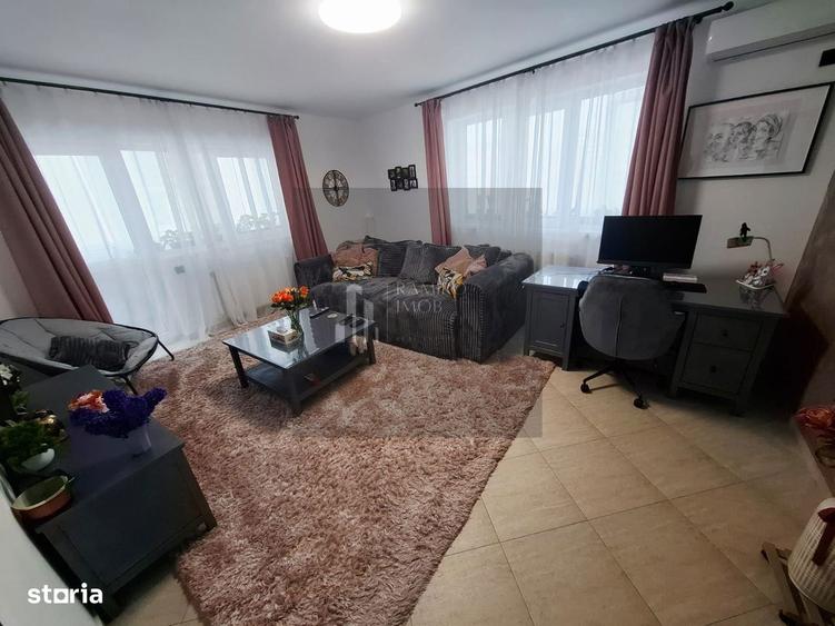 Apartament cu 3 camere decomandat, mobilat în Metalurgiei