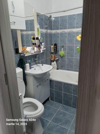 Apartament cu 2 camere decomandat în Exterior Vest