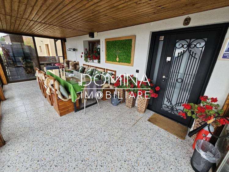 Casă individuală cu 8 camere cu Teren 250 Mp în Rânca
