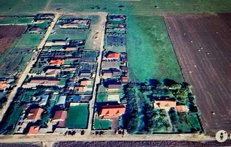 Casă cu 4 camere în Sânpetru
