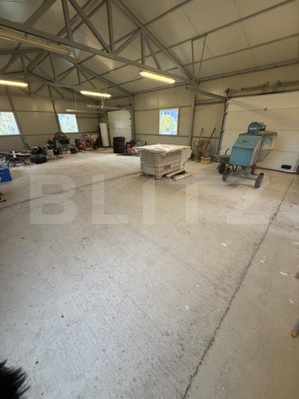 Spațiu industrial, de 124 mp, în Vama