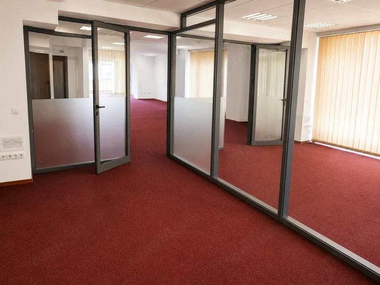 Spațiu comercial, de 177 mp, în Ultracentral