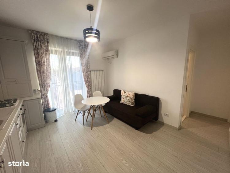 Apartament cu 2 camere, mobilat în Central