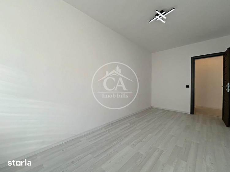 Apartament cu 3 camere semidecomandat în Orașul Nou