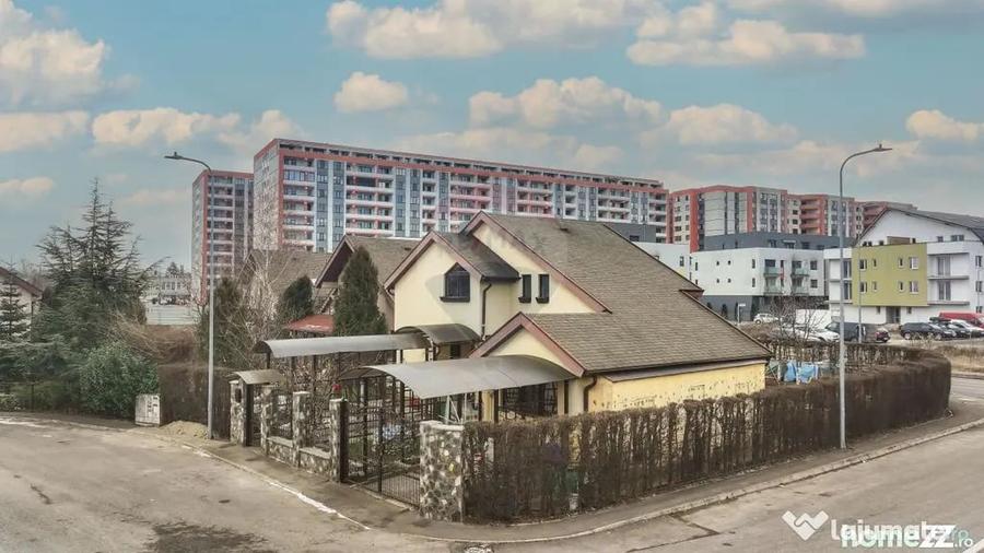 Casă cu 4 camere cu Teren 443 Mp în Tractorul
