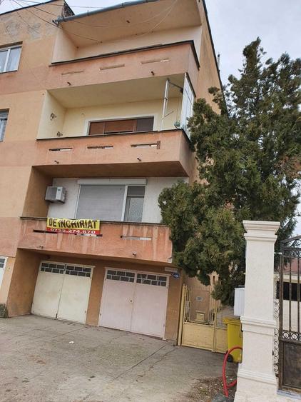 Apartament cu 3 camere decomandat în Malul Mureșului