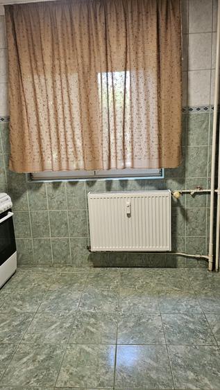 Apartament cu 2 camere decomandat în Drumul Taberei