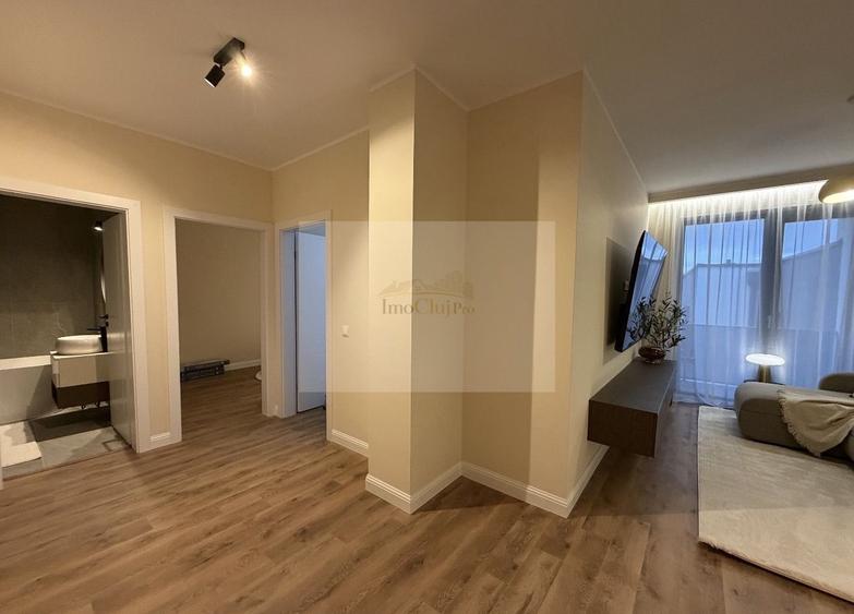 Apartament cu 3 camere semidecomandat, mobilat în Someșeni