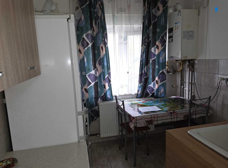 Garsonieră decomandată în Prundu