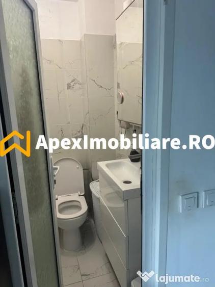 Apartament cu 3 camere semidecomandat în Ozana