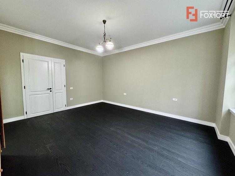Apartament deosebit, 3 camere, zona Central – Bld. C.D. Loga - 14
